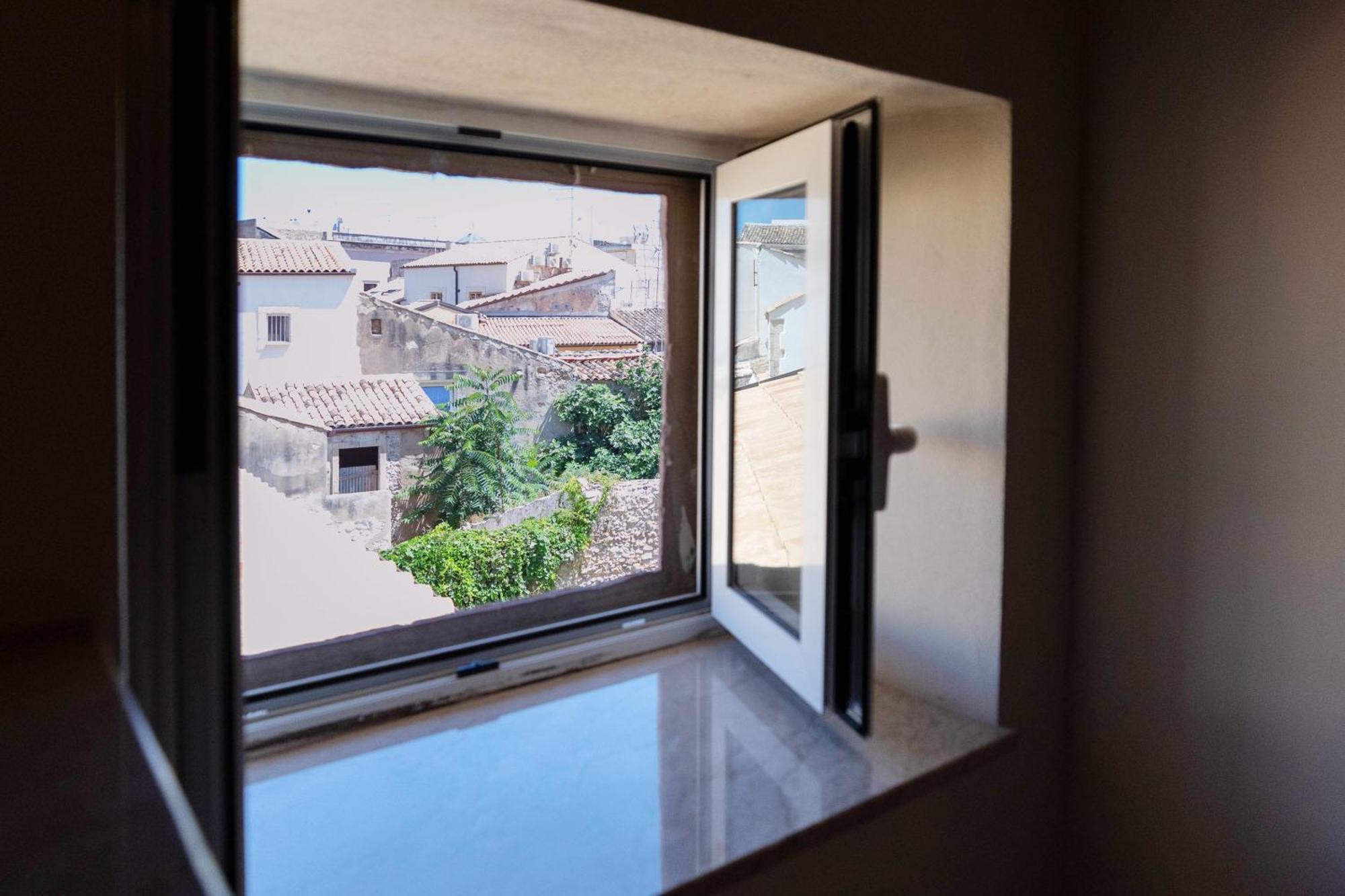 Il Duomo Hotell Syrakusa Exteriör bild