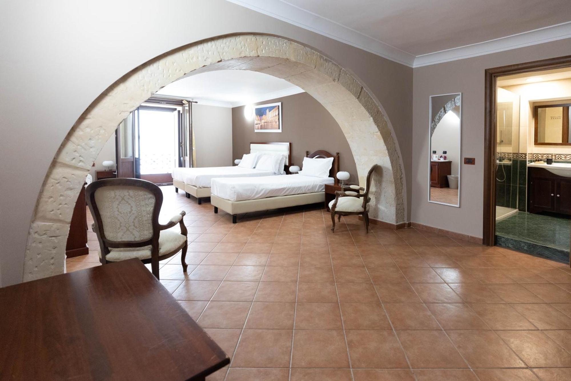 Il Duomo Hotell Syrakusa Exteriör bild