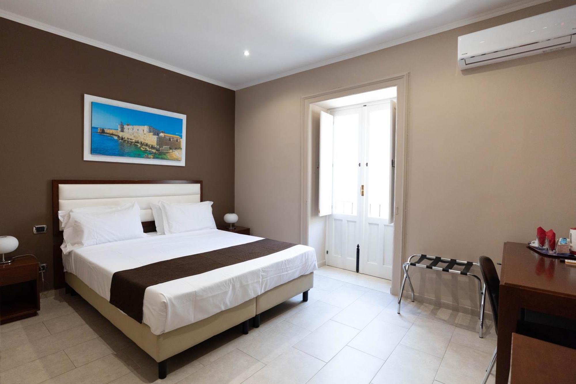 Il Duomo Hotell Syrakusa Exteriör bild